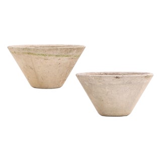 Pair of Round Cast Stone Garden Urns Attributed to Willy Guhl, C. 1970 For Sale