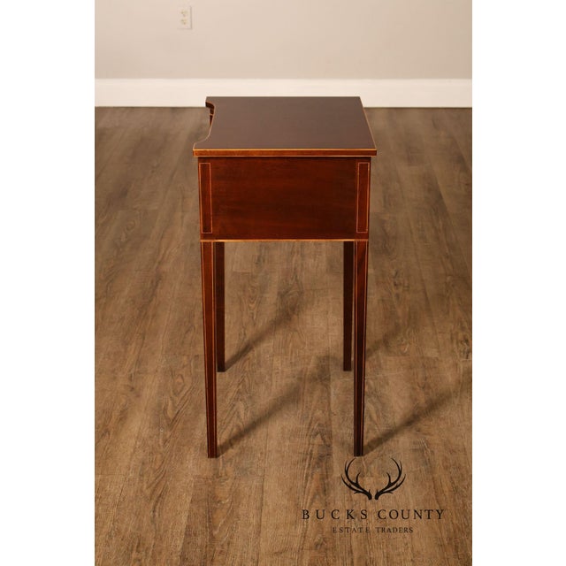 Traditional Stickley Colonial Williamsburg Mahogany Inlaid Federal Style End Table For Sale - Image 3 of 15