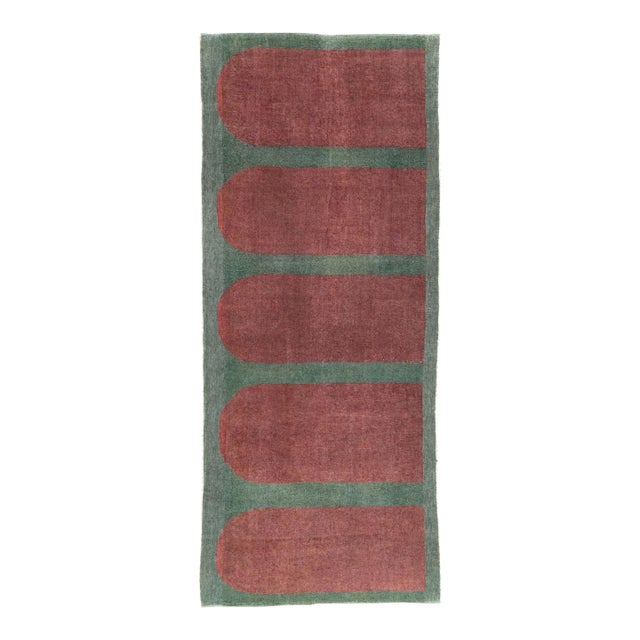 Galerie Shabab Collection Mid-20th Century Turkish Art Deco Style Rug For Sale