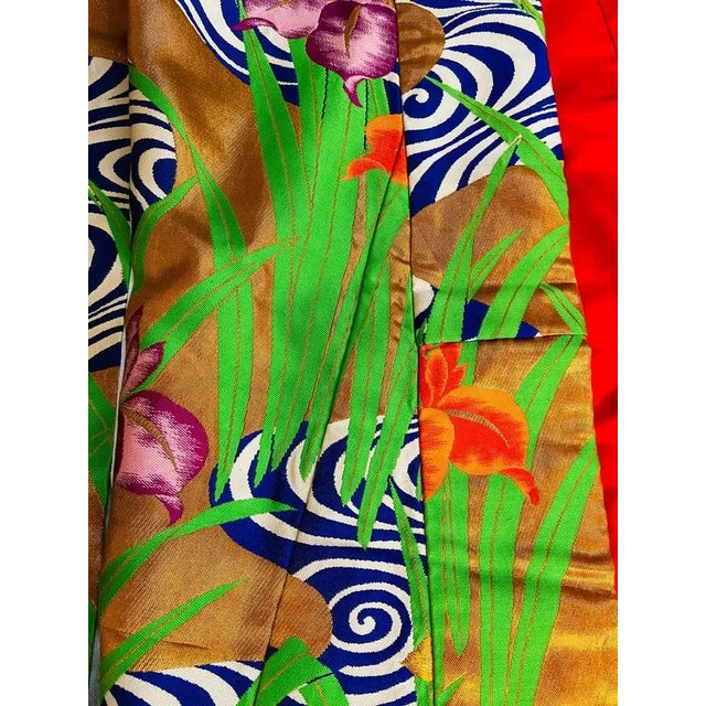 Japanese Embroidered Red and Green Japanese Silk Ceremonial Kimono, 1940's For Sale - Image 3 of 11