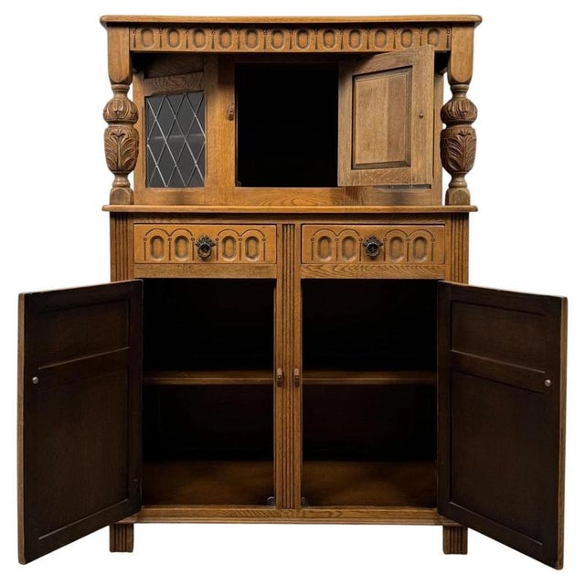 Antique English Golden Oak Court Cabinet, 1900s For Sale - Image 3 of 13
