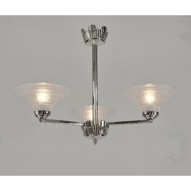 Muller Frères Muller Freres French Art Deco 3-Arm Chandelier 1930s - Volute Frosted Glass For Sale - Image 4 of 7