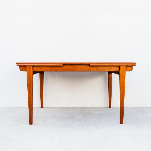 Mid-Century Modern Restored 1960s Danish Modern Teak Draw Leaf Dining Table After Hans Wegner For Sale - Image 3 of 13