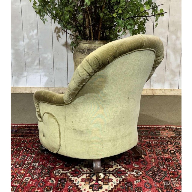 English Chaise Longue, Late 19th Century For Sale - Image 6 of 12