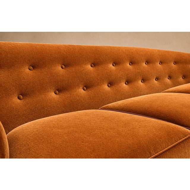 Concha Sofa in Hardwood & Camel Mohair by Joaquim Tenreiro, Brazil, 1960s – Lot 333B For Sale - Image 13 of 17