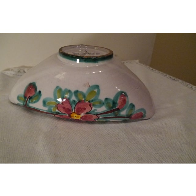 Vintage Mid 20th Century Rolled Bowl / Vase Tito Corti T.C. Italy Art Pottery Flowers For Sale - Image 9 of 12