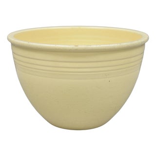 Vintage Fiesta Homer Laughlin China #7 Ivory Large Nesting Kitchen Mixing Bowl For Sale