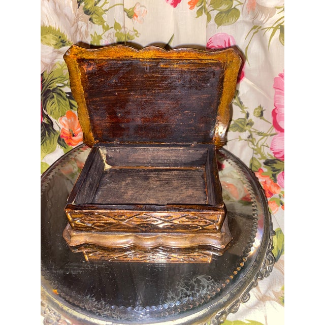 Vintage Italian Hand-Painted Wooden Box With Ornate Trim. For Sale In Miami - Image 6 of 11