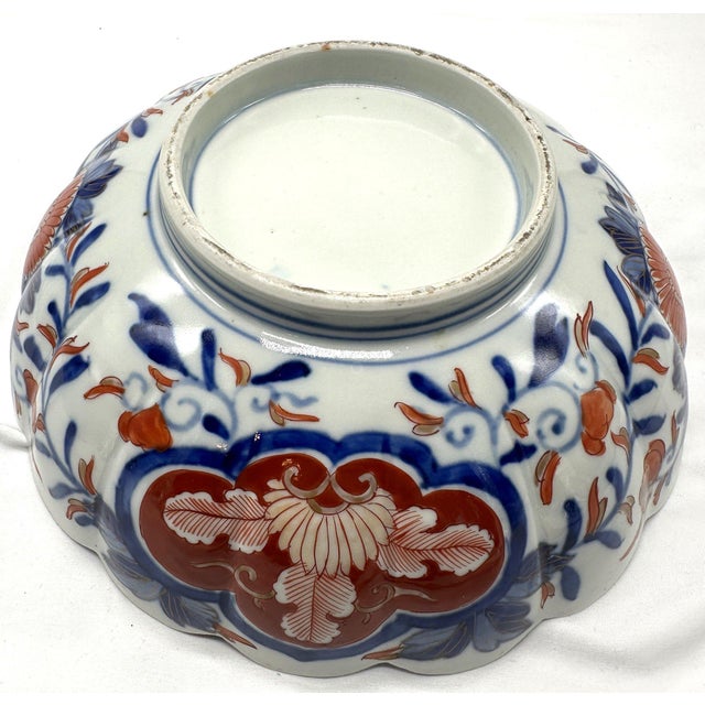 Japanese 19th Century Japanese Meiji Imari Kinrande Porcelain Scalloped Iris Bowl 10 Inch For Sale - Image 3 of 16