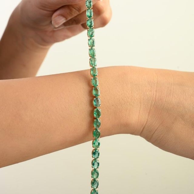 Green 14.49 Carat Certified Emerald Tennis Bracelet in 14k Solid Yellow Gold- 7 Inches For Sale - Image 8 of 13