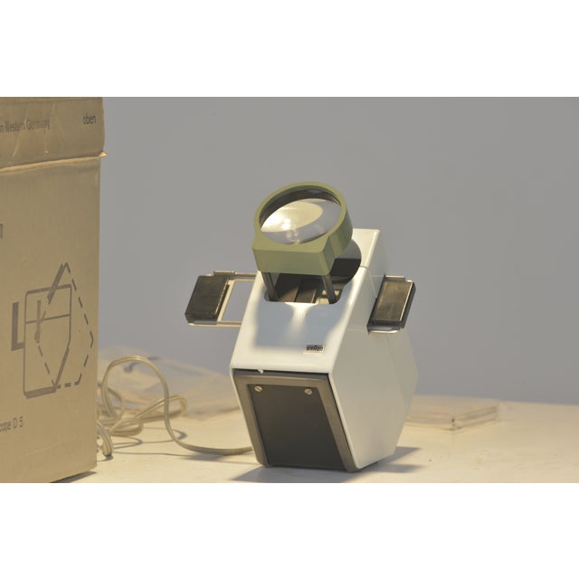 D5 Slide Projector and Spot Light by Dieter Rams for Braun, 1960s For Sale - Image 6 of 13