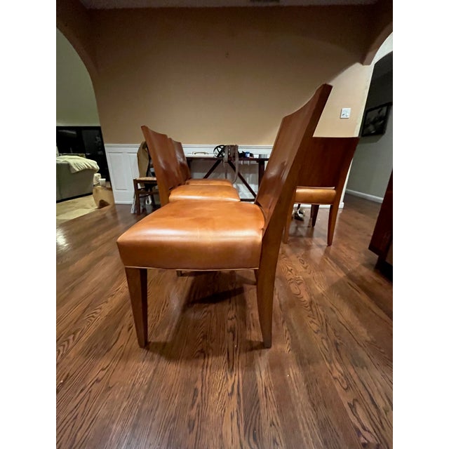 Wood Lauren Ralph Lauren 60" Round Mahogany Fluted Pedestal Dining Set W/ 4 Modern Leather Chairs For Sale - Image 7 of 8