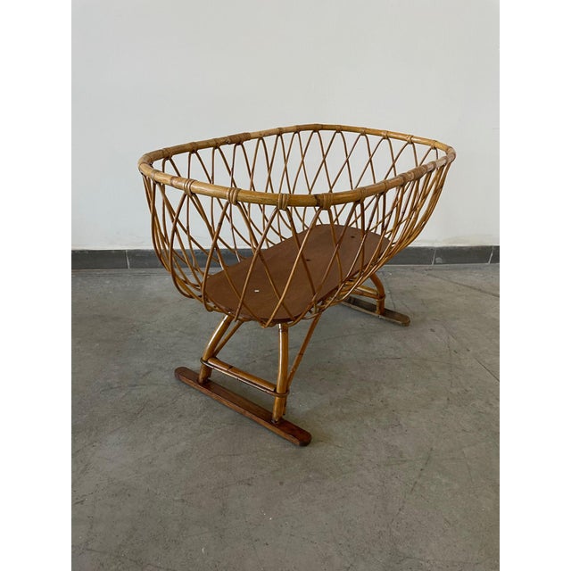 Vintage Rattan Wicker Baby Bassinet on Stand, Europe, 1970s For Sale - Image 9 of 10