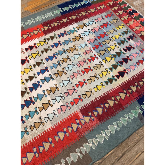 Mid Century Modern Ivory Field Geometric Turkish Kilim 4' 8" X 9' Small Wool Rug For Sale - Image 4 of 5
