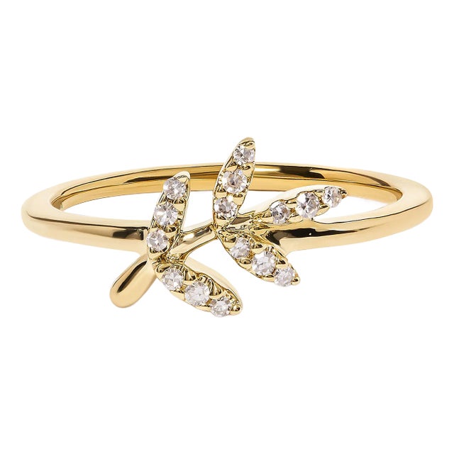 10K Yellow Gold 1/10 Cttw Diamond Leaf and Branch Ring (H-I Color, I1-I2 Clarity) - Ring Size 6 For Sale