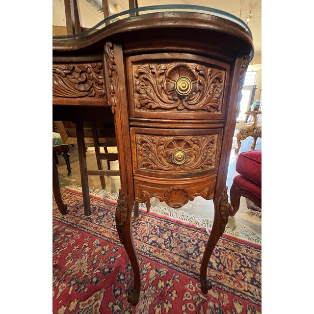 1920s 1920s Vintage French-Style Carved Walnut Desk Kidney Shaped For Sale - Image 5 of 10