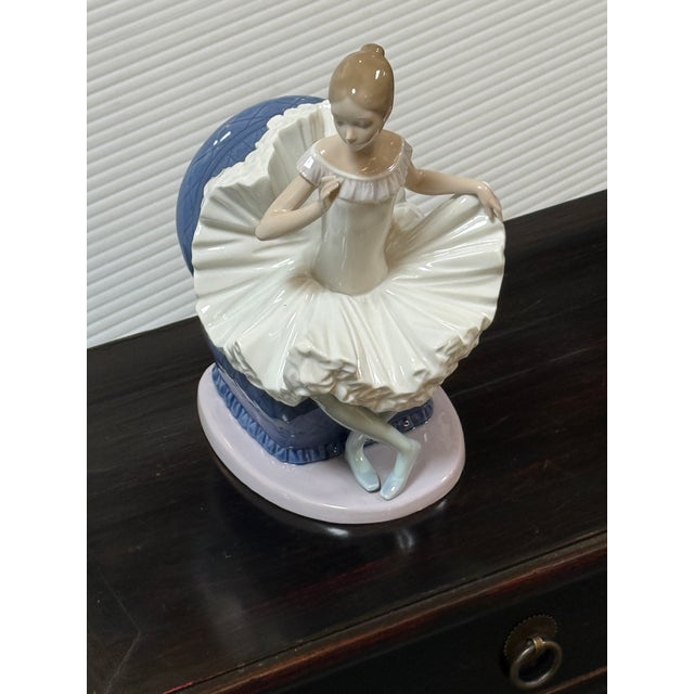 Lladró Sitting Ballerina in Plush Blue Chair From the Tribute to the Ballerina Collection Porcelain Figurine, Signed For Sale - Image 9 of 12