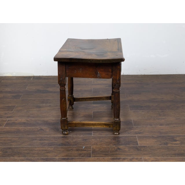 Wood English 19th Century Walnut Table with Single Drawer and Column Shaped Legs For Sale - Image 7 of 12