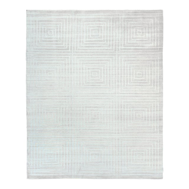 Exquisite Rugs Chesterfield Hand Loom Bamboo Silk Light Beige - 10'x14' For Sale