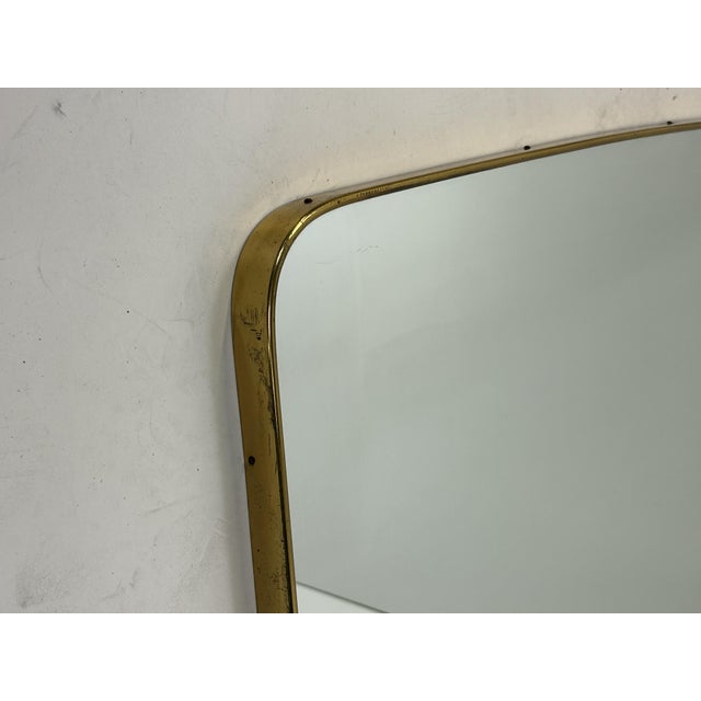Vintage Brass-Edged Mirror in the style of Giò Ponti, 1950s For Sale - Image 4 of 11