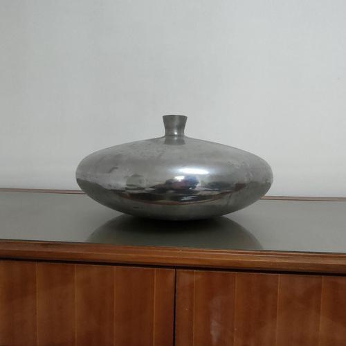 Large Cast Aluminum Vase, 1970s For Sale - Image 3 of 6