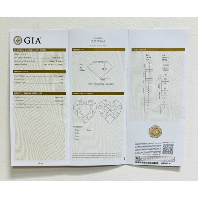 Gia 1 Carat Each Heart Diamond Bezel Pendant Necklace in 18k Yellow Gold For Sale In Los Angeles - Image 6 of 6