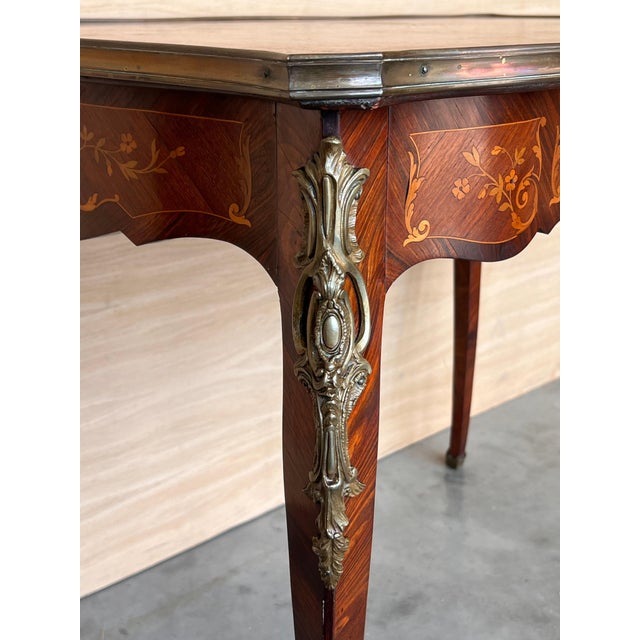 French 19th Century Louis XV Marquetry Writing Table For Sale - Image 12 of 18