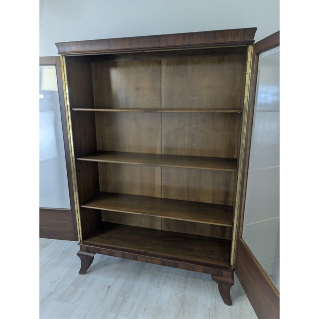 Art Deco Display Cabinet in Walnut For Sale - Image 13 of 18
