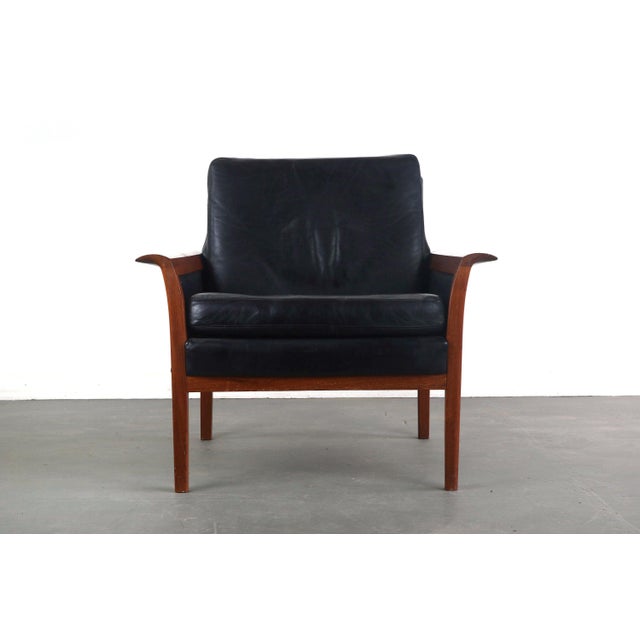 1960s Knud Saeter for Vatne Leather Accent Chair in Aged Leather and Teak, Norway For Sale - Image 5 of 5