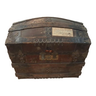 Antique M. M. Secor Trunk With All Original Internal Compartments For Sale