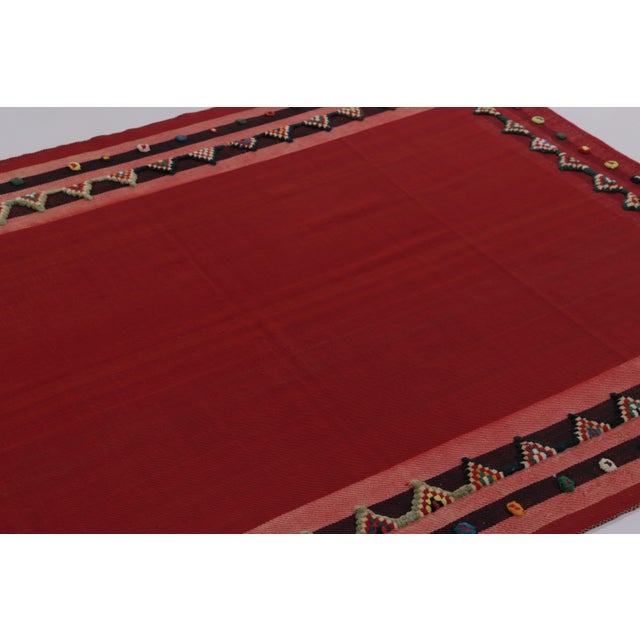 Rug & Kilim Vintage Persian Kilim, Rich Red Open Field With Playful Borders - Rug & Kilim For Sale - Image 4 of 8