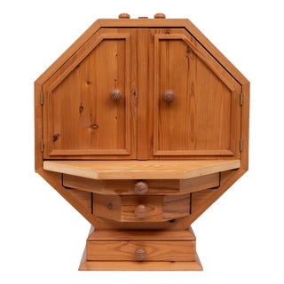 Vintage Metamorphic Pine Dry Bar, 1970s For Sale