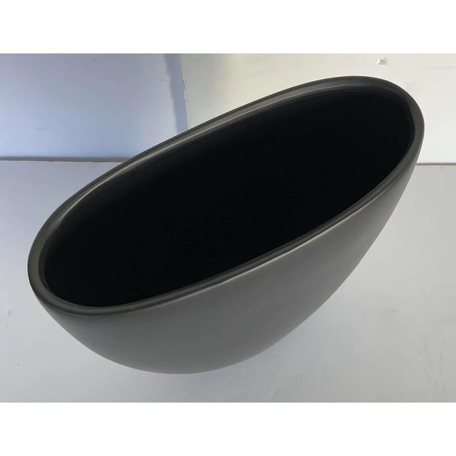 Modern Small Modern Matte Black Oval Vase For Sale - Image 3 of 5