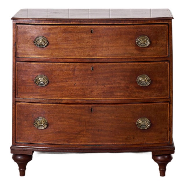 Early 19th Century Mahogany Inlaid Bowfront Chest For Sale