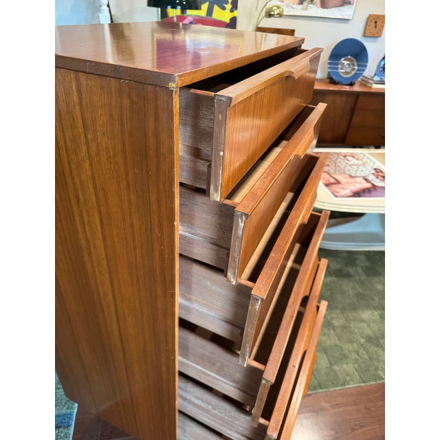A Mid Century Modern Tallboy in Teak by Austinsuite, Circa 1960s, Attributed For Sale In Houston - Image 6 of 12