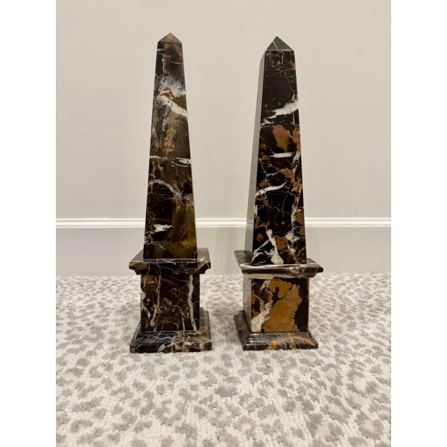1970s Timelsss Vintage Coffee and Caramel Colored Italian Portoro Nero Solid Marble Obelisks, Grand Tour Style, Mid Century, a Pair For Sale - Image 5 of 8