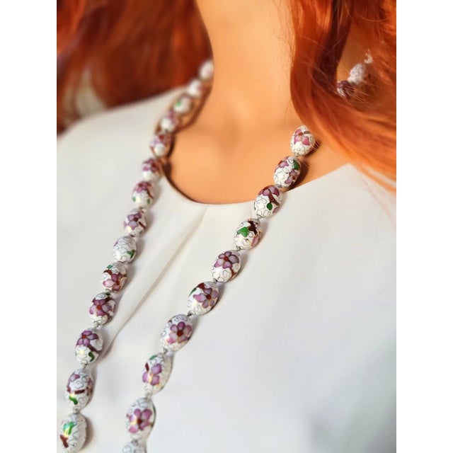 Vintage Art Deco Chinese Hand-Painted Floral Porcelain Necklace, 1930s, 41" For Sale In Cleveland - Image 6 of 9