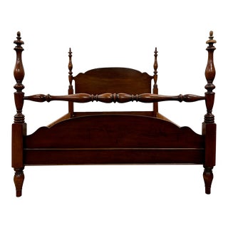Vintage Full Size Traditional Low Poster Bed For Sale