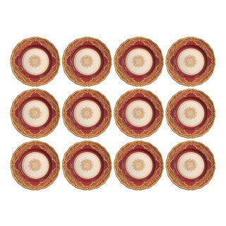 Early 20th C. Royal Doulton for Higgins & Seiter, Gilt Dinner Plates, Set of 12. For Sale