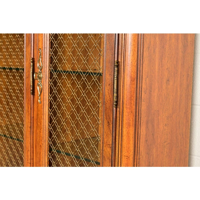 Henredon French Provincial Louis XV Carved Walnut Lighted Breakfront Bookcase Cabinet, Circa 1970s For Sale - Image 11 of 17