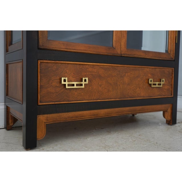 Pair of Century Asian Inspired Modern Design Curio Cabinets For Sale - Image 11 of 18