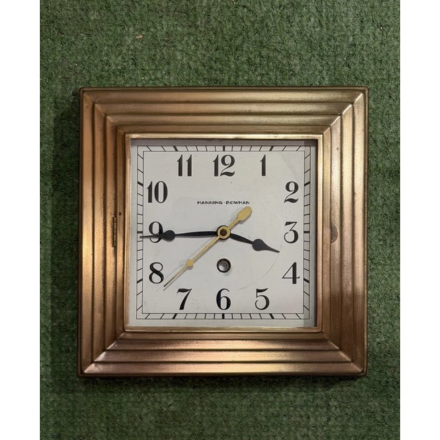 Manning Bowman & Co. 1920s Manning Bowman Art Deco Machine Age Wall Clock For Sale - Image 4 of 12