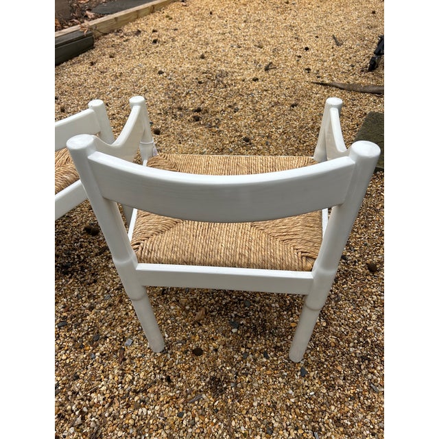 Vico Magistretti Vico Magistretti Set of 4 Carimate White Dining Chairs For Sale - Image 4 of 8