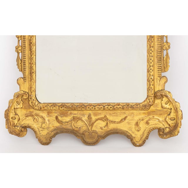 Traditional 18th Century George II Giltwood Framed Mirror For Sale - Image 3 of 9