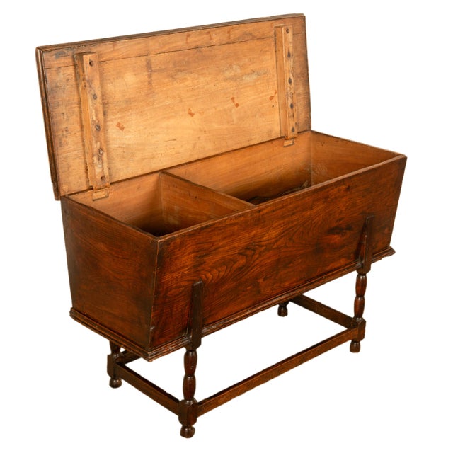 Traditional Antique Georgian Country 18th Century Elm Dough Bin Baker's Table Chest 1780 For Sale - Image 3 of 17
