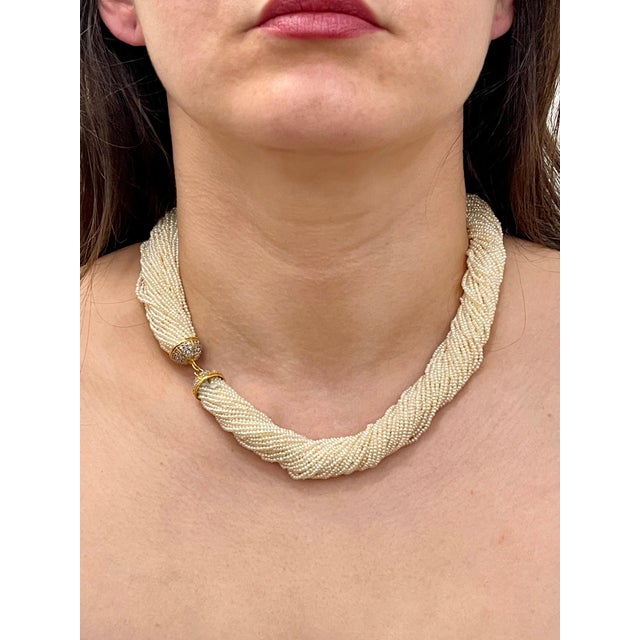 400 Carat Seed Pearl Necklace with Diamond & 14 Karat Yellow Gold Bell Cap Clasp For Sale - Image 13 of 18