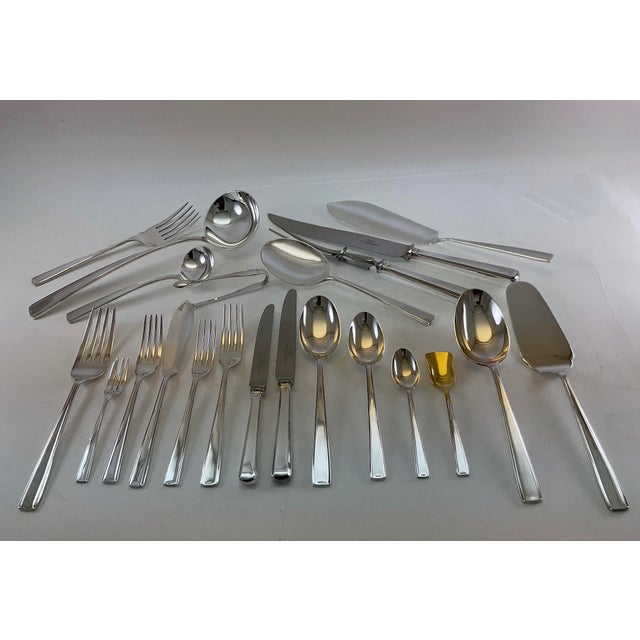 New 1980s Complete European Cutlery Set for 12, Including Fish Eaters & Serving Pieces 144 Pieces. For Sale - Image 9 of 18