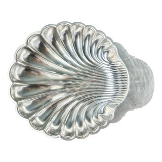 Large Fleuron Serving Platter in Silver-Plated Metal in the shape of Scallop Shell from Christofle, France, 1960s For Sale