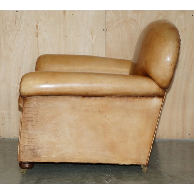 Comfortable Pair of Antique Chesterfield Victorian Brown Leather Club Armchairs For Sale - Image 13 of 17