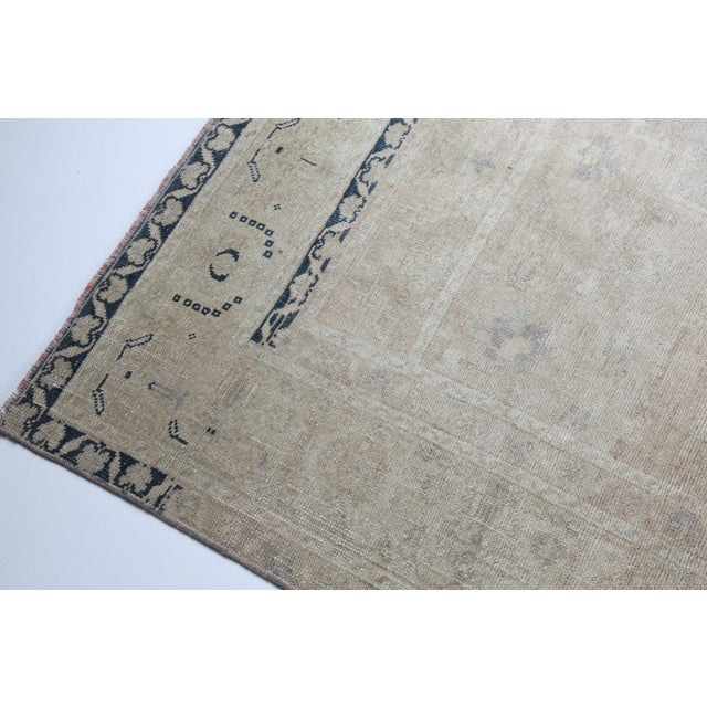 Tribal Vintage Turkish Oushak Rug – Faded Floral Medallion in Soft Neutrals - 5' X 8' 7'' For Sale - Image 3 of 12